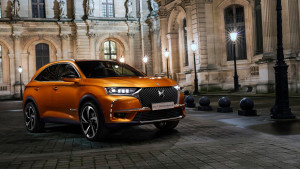 2017-ds-7-crossback-05