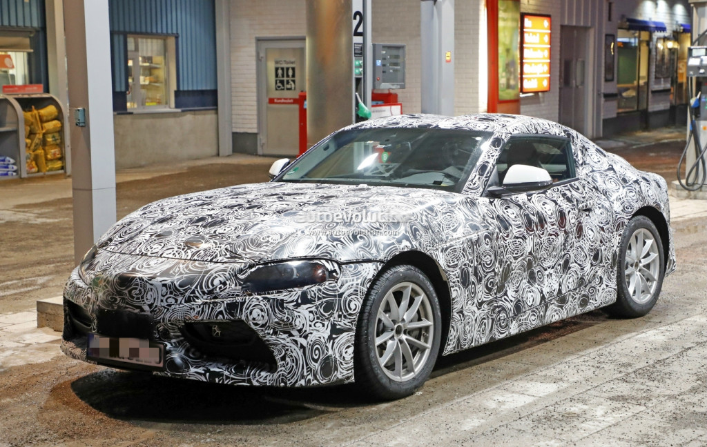 new-toyota-supra-spied-up-close-while-visiting-a-gas-station-in-germany-116230_1