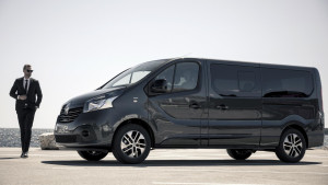 2017-renault-trafic-spaceclass-08