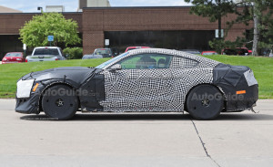 2019-ford-mustang-gt500-prototype-spy-photos-08
