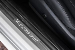 2017-mercedes-e220d-coupe-57