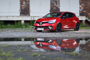 2017-renault-clio-rs-220-trophy-test-3