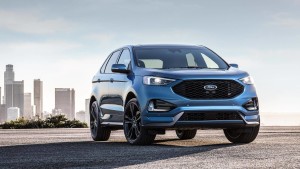 2019-ford-edge-st-03